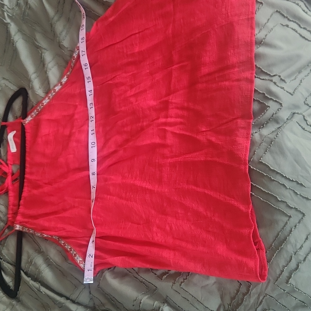 Active USA red top. Spaghetti straps. Size Large. Blue, brown, and white border. - Picture 8 of 10